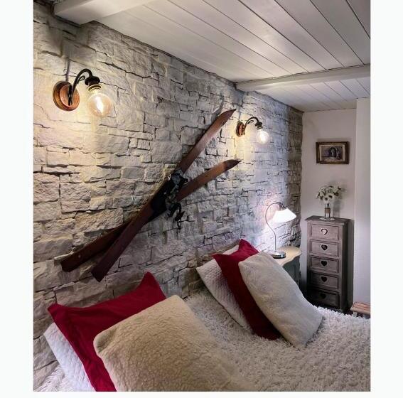 חדר משפחתי, La Table D Elodie