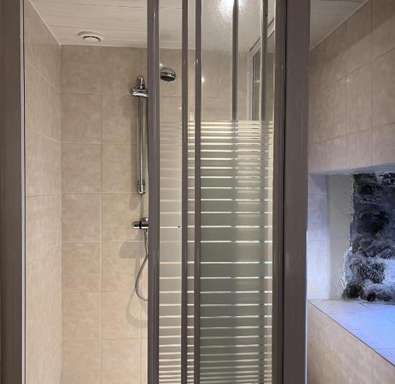 חדר סטנדרט, La Table D Elodie