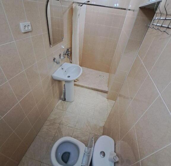 اتاق راحتی سه تخته, Islam&imran