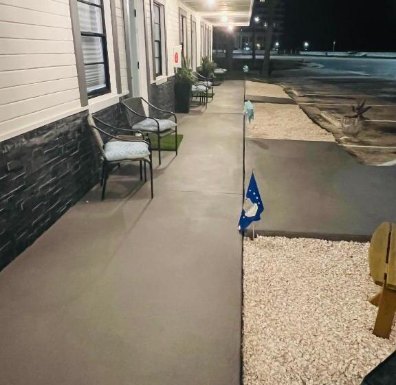 إستوديو قياسى, 1915 Beach Club