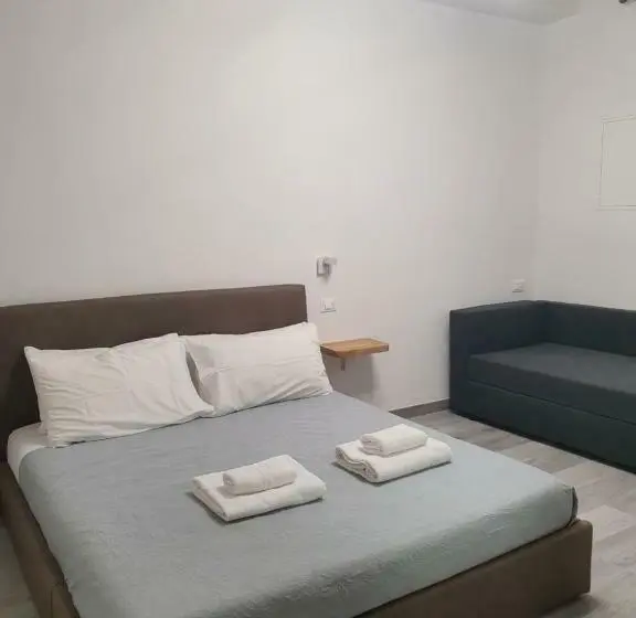 اتاق راحتی سه تخته, 5 Terre Station Rooms