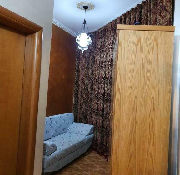 带阳台的豪华间, Kompleksi Gjoni