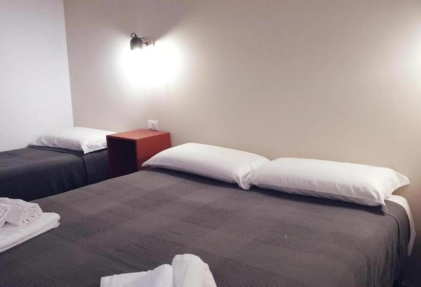 スタンダードトリプルルーム, Casa Villaggio Pirandello