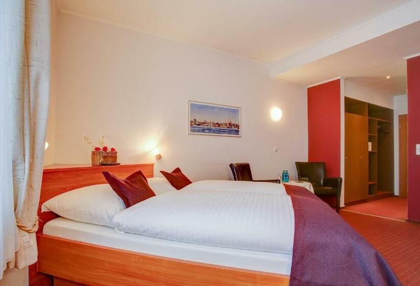 Номер Стандарт, Ina Hotel Consul