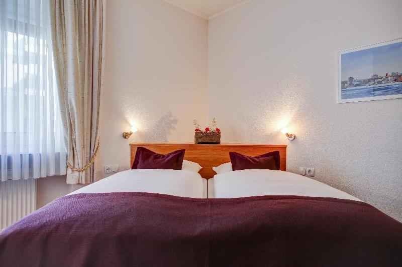 Номер Стандарт, Ina Hotel Consul