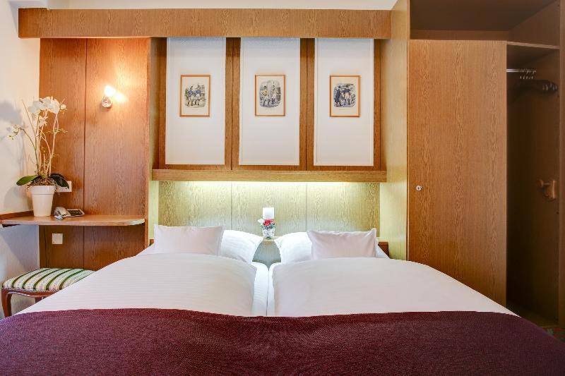 Номер Стандарт, Ina Hotel Consul