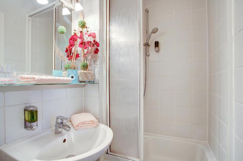 Номер Стандарт, Ina Hotel Consul