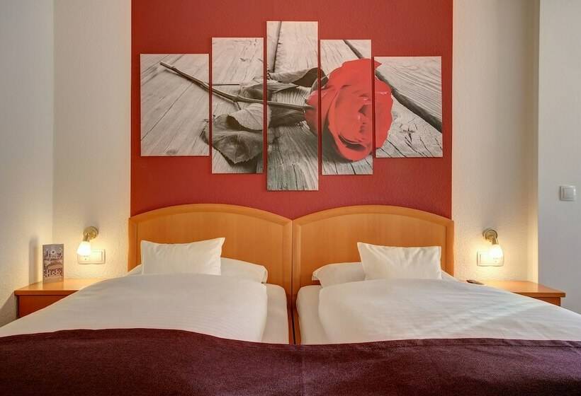 Номер Стандарт, Ina Hotel Consul