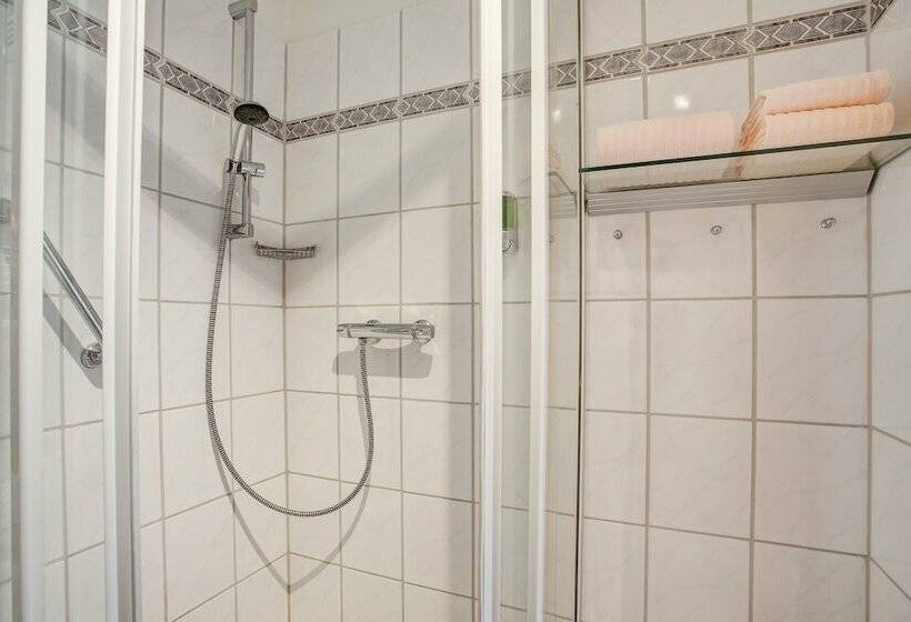 Номер Economy, Ina Hotel Consul