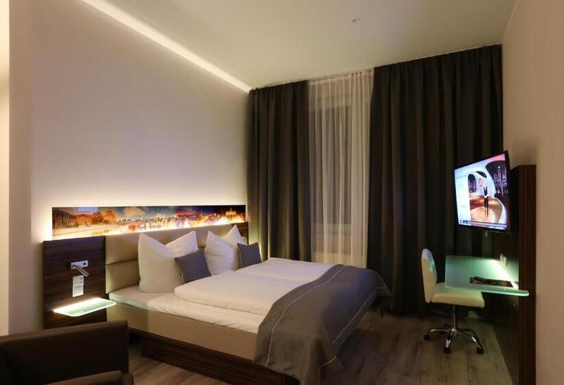 اتاق لوکس, H24 Hoteltow