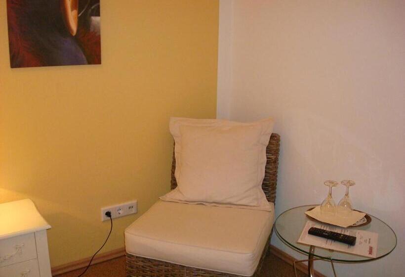 Номер Стандарт Трехместный, Nordkreuz