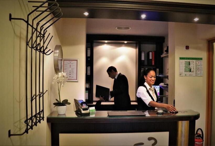 스탠다드 룸, Frederikspark