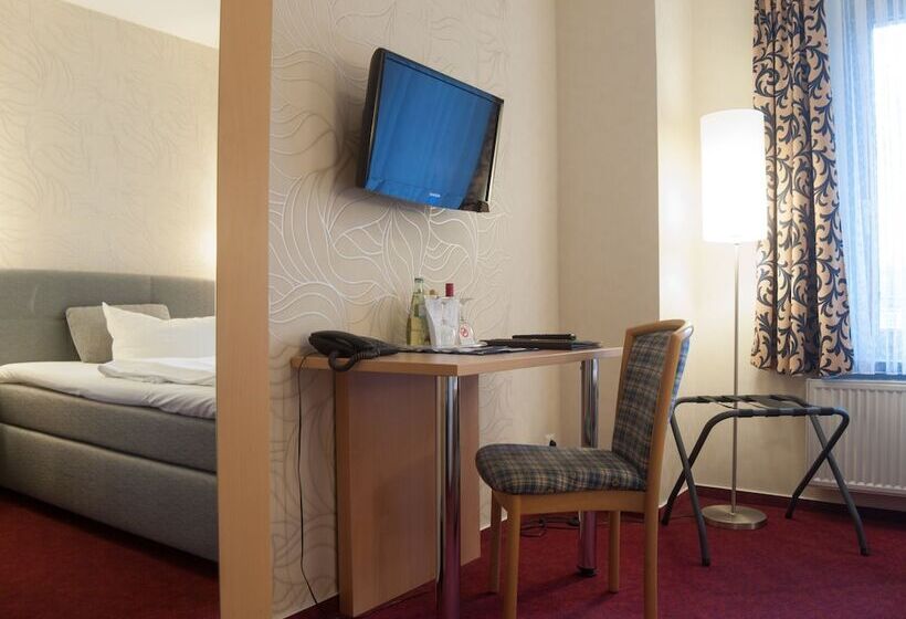 غرفة قياسية فردية, & Restaurant Waldschlosschen