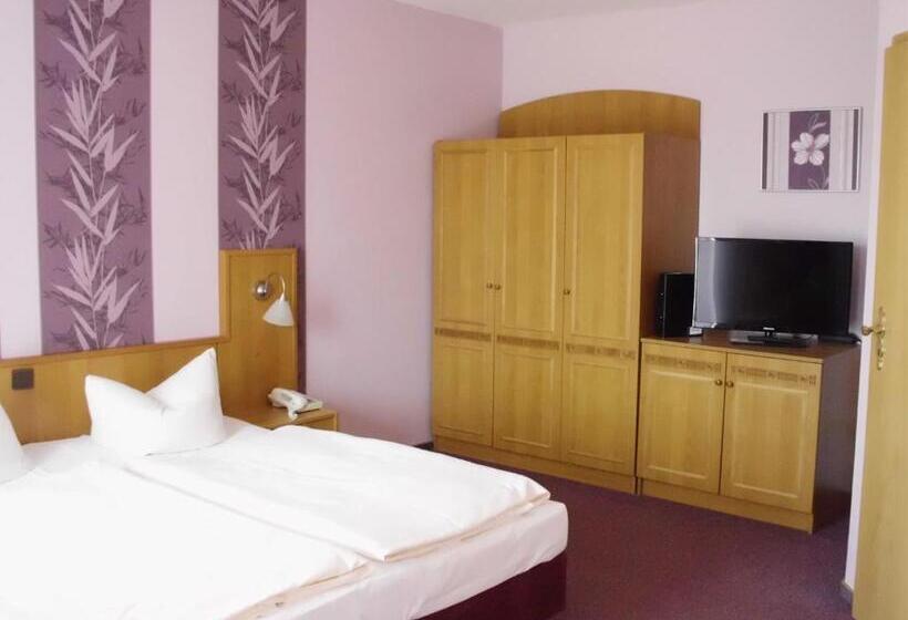 スタンダードルーム, Mucha Ohg Hotel Sembziner Hof