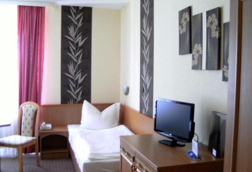 スタンダードルーム, Mucha Ohg Hotel Sembziner Hof