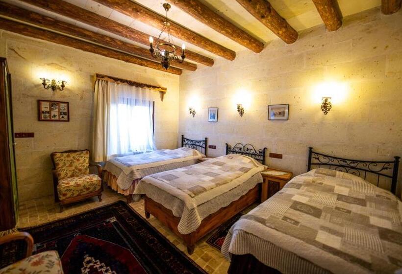 اتاق استاندارد سه نفره, Sofa