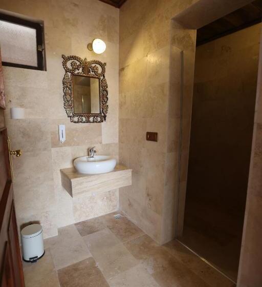 خانه 2 خوابه, Sofa