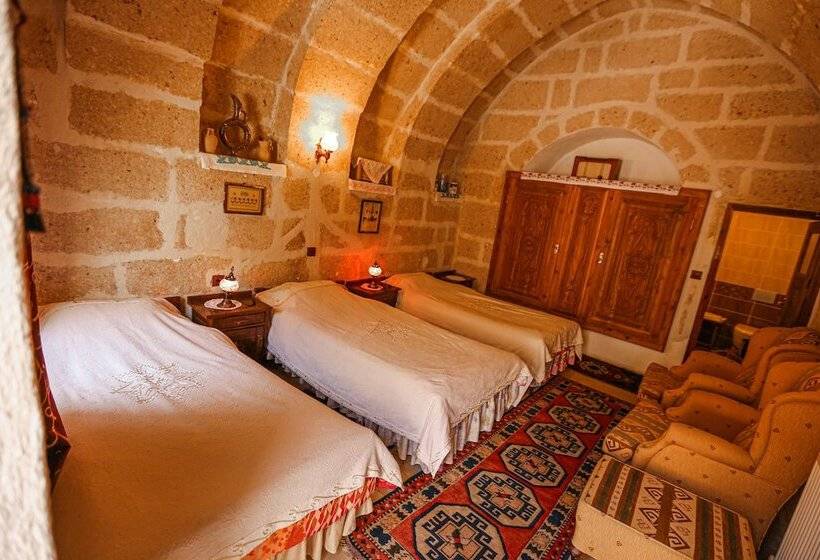 اتاق استاندارد سه نفره, Sofa