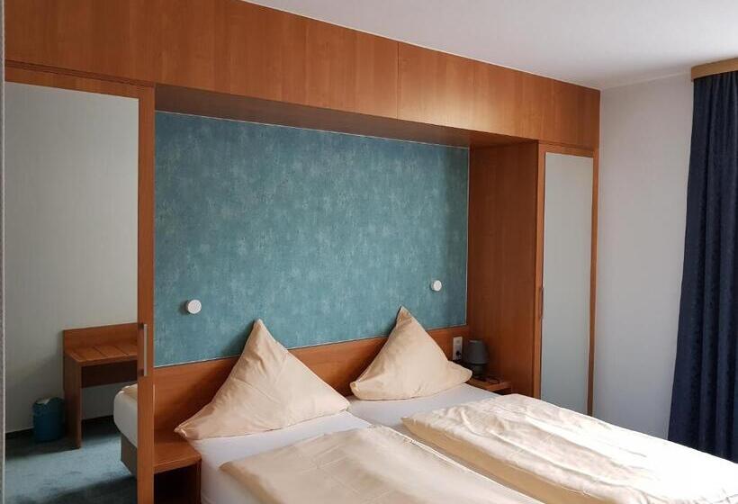 اتاق استاندارد یک نفره, Kirchberg Hotel Garni