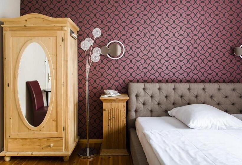 Standard Yhden Hengen Huone, Residenz Begaswinkel