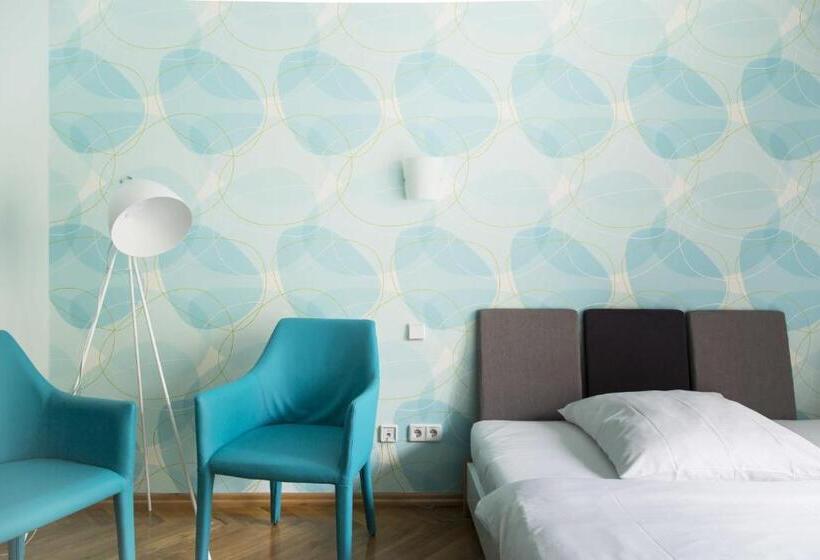 Standard Yhden Hengen Huone, Residenz Begaswinkel