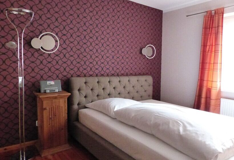 Standard Yhden Hengen Huone, Residenz Begaswinkel