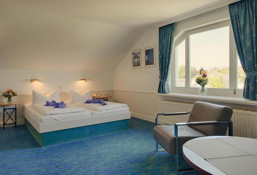 コンフォートルーム, Residenz