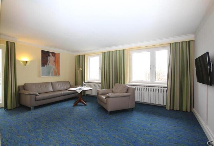 ファミリールーム, Residenz