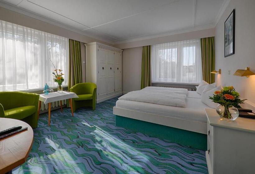 ファミリールーム, Residenz