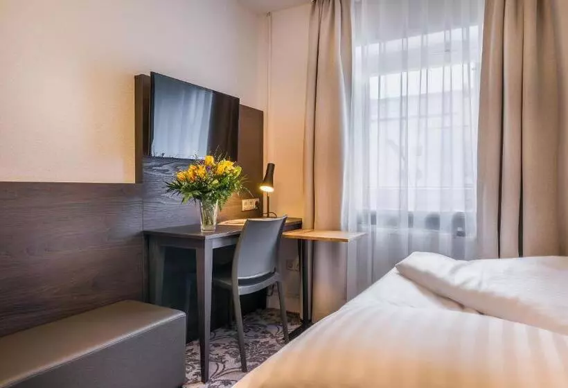 Standard Yhden Hengen Huone, Signature Hotel Astoria