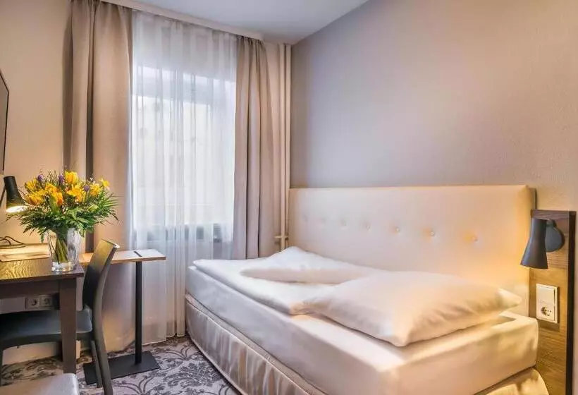 Standard Yhden Hengen Huone, Signature Hotel Astoria