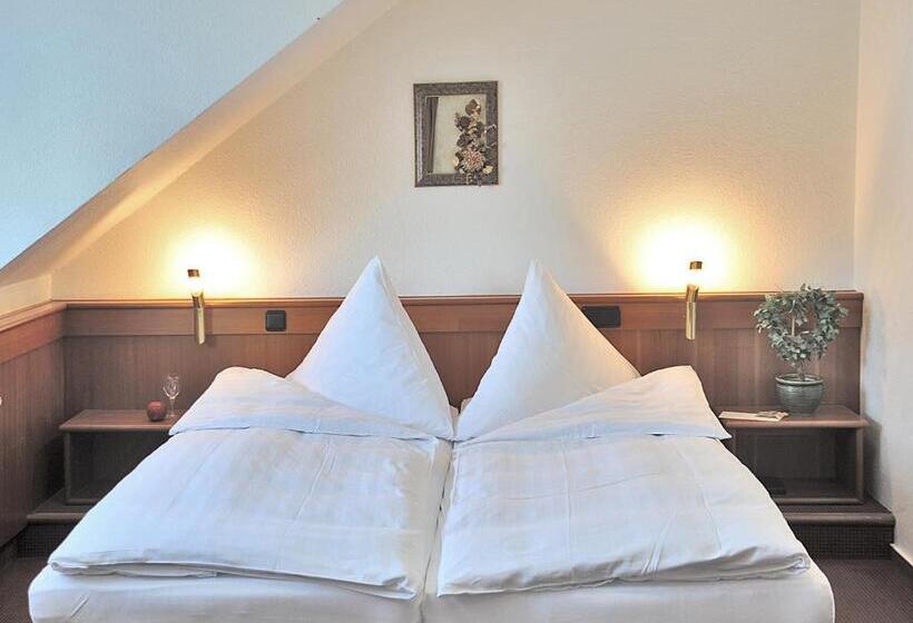 اتاق استاندارد, Und Landhaus  Kastanie