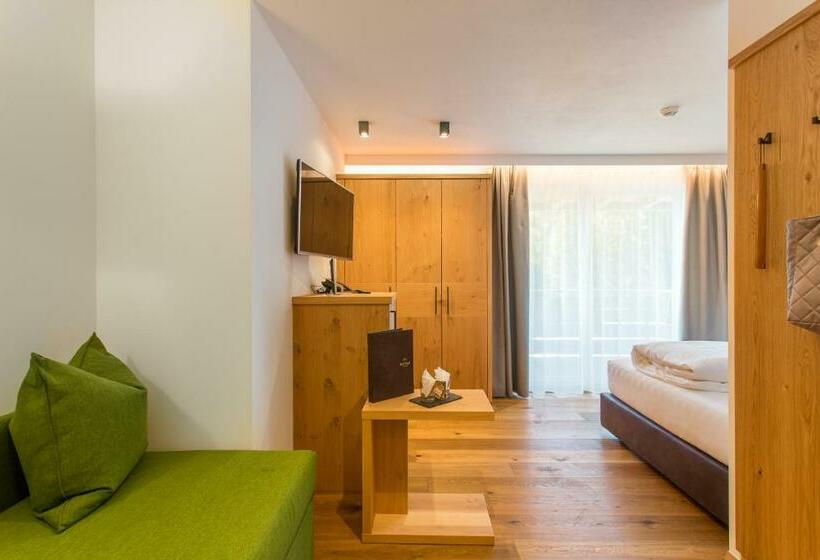 발코니 스탠다드 싱글 룸, Das Royal In Obereggen