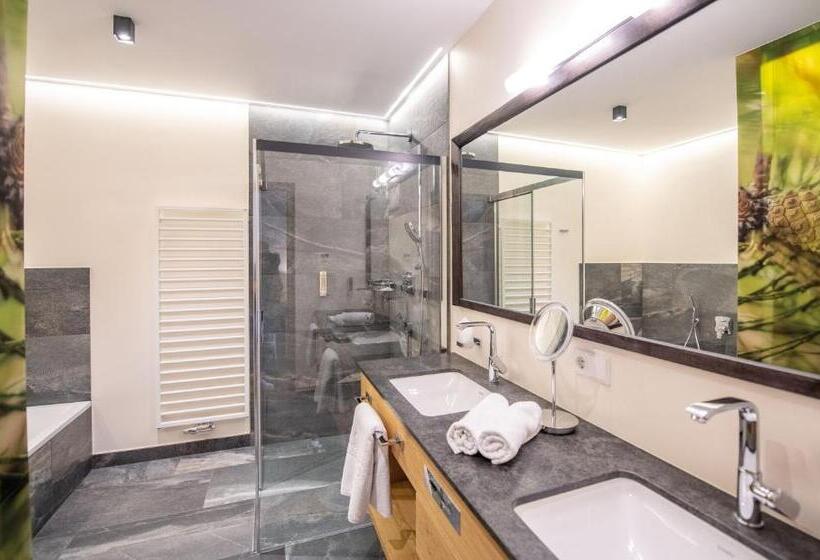 침실 2개 스위트, Das Royal In Obereggen