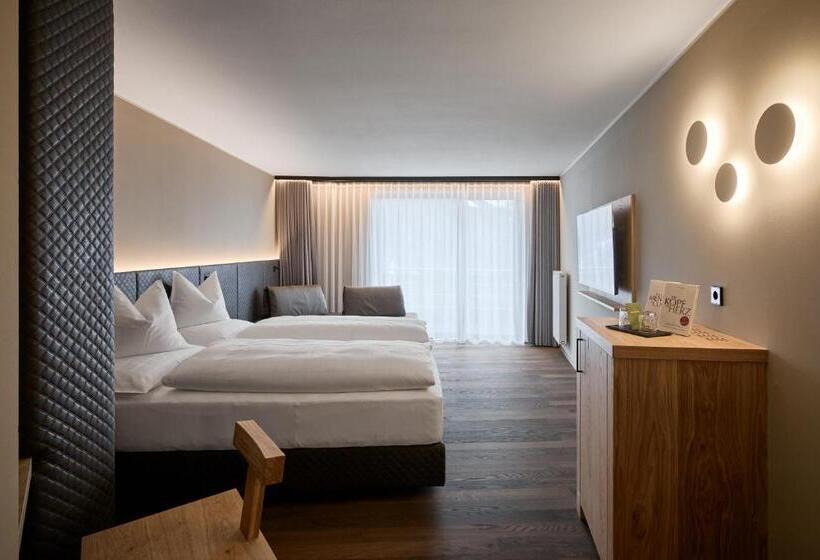 발코니 디럭스 룸, Das Royal In Obereggen