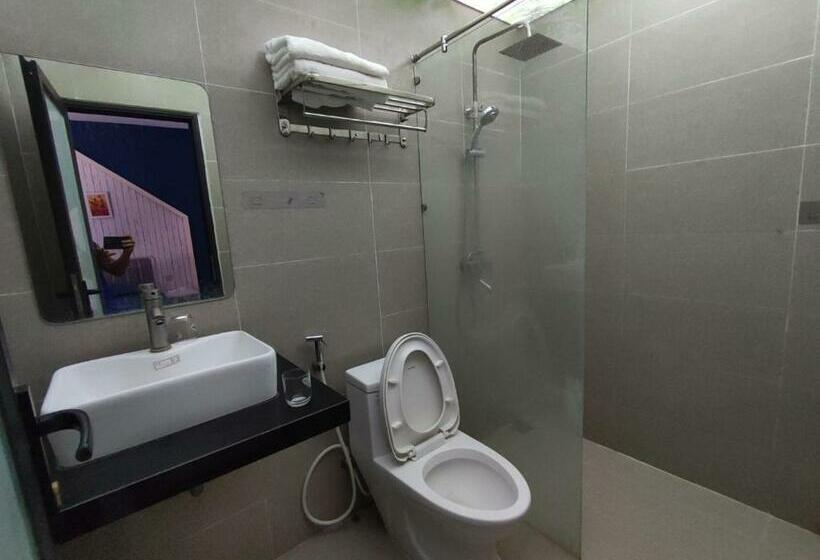 اتاق استاندارد با تخت بزرگ, Balaha