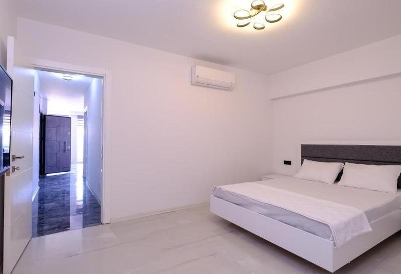 带1个卧室的带阳台的公寓, Oksa Apart