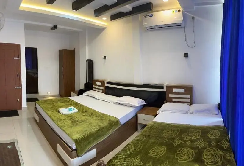スイート（家族用）, Dakshinakasi Guest House