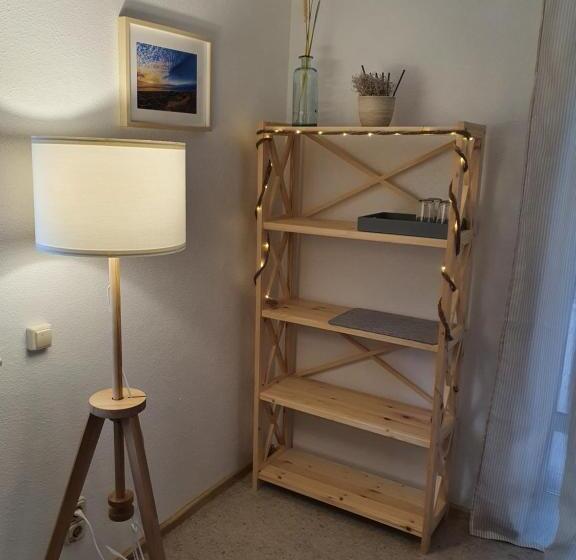 اتاق استاندارد چهار تخته, Surf Inn