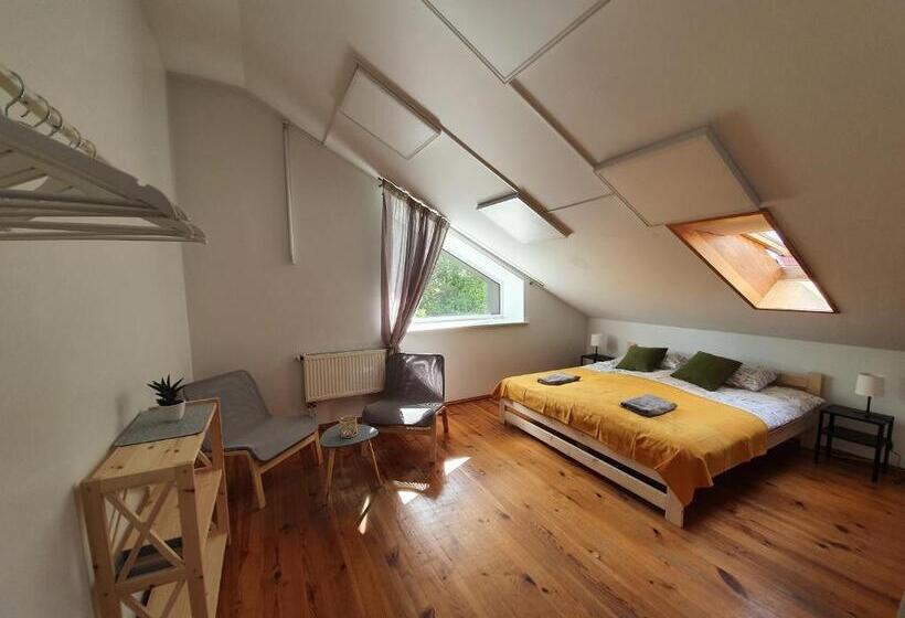 اتاق استاندارد, Surf Inn