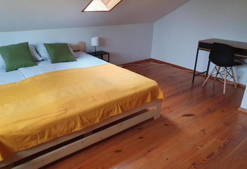 اتاق استاندارد, Surf Inn