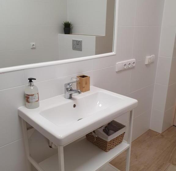 استودیو استاندارد با تراس, Surf Inn