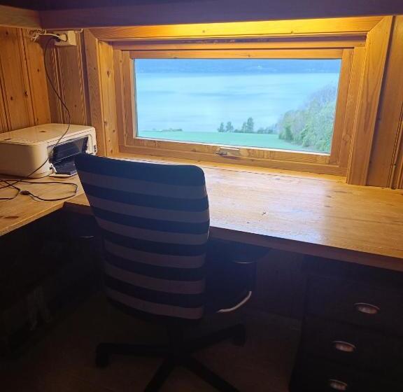 Номер Стандарт Вид на Озеро, Randsfjord House
