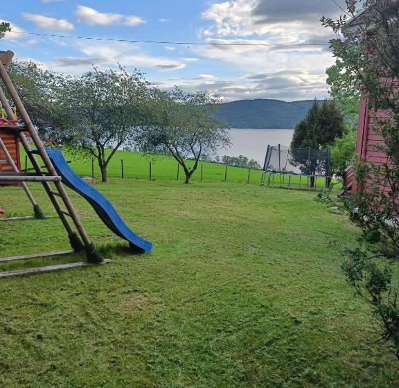 レイクビュースタンダードルーム, Randsfjord House