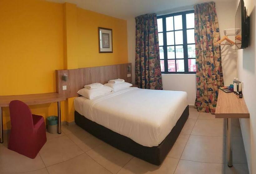 Номер Deluxe, Orkid Port Klang