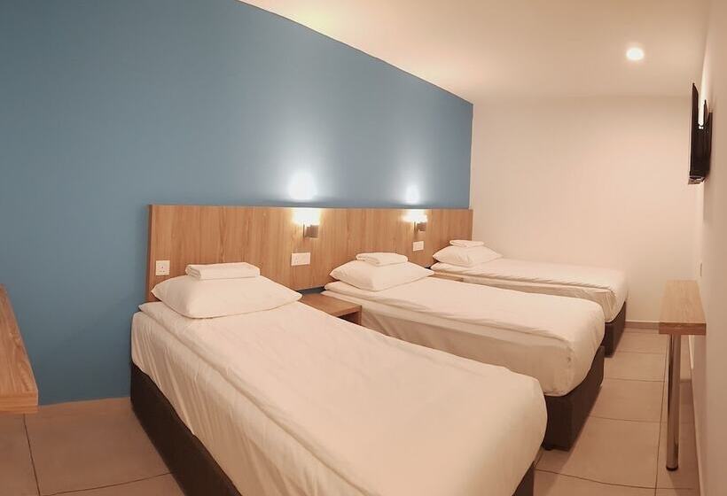 Трехместный Номер Superior, Orkid Port Klang