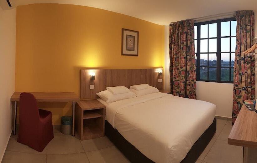 Номер Deluxe, Orkid Port Klang