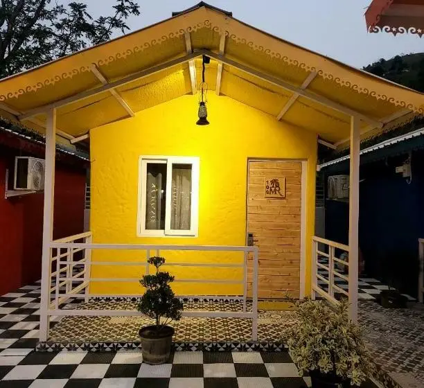 バルコニー付きデラックスルーム, Mr River Resort   Mohanchatti Rishikesh