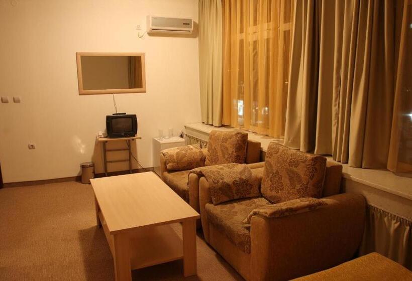 4인용 스탠다드 룸, Alabin Central