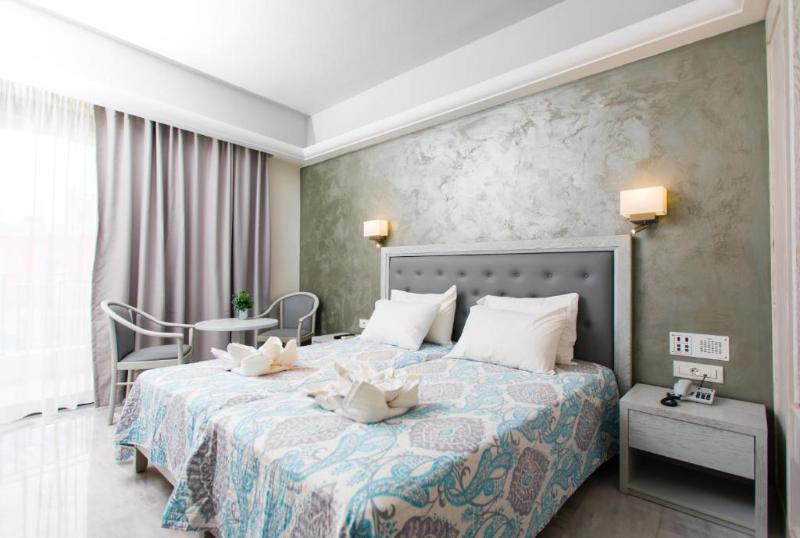 اتاق اساندارد با چشم‌انداز جانبی به دریا, Anita Beach Hotel  Adults Only